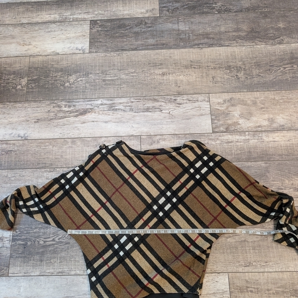 Frank Lyman Design Black and Brown Crew Neck Sweater - Picture 6 of 8
